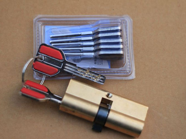 福州配汽車鑰匙電話